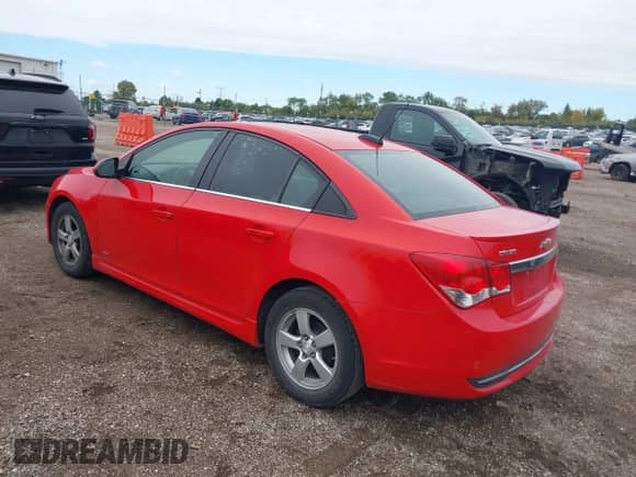 2015 Chevrolet Cruze LT с VIN 1G1PC5SB6F7269887, выставлен на аукционе IAAI как лот 43391507 с пробегом 137 090 миль миль и . История ставок и продаж доступна на DreamBid. Изображение 3.