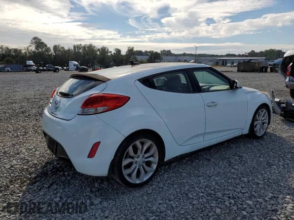 2012 Hyundai Veloster w/Gray Int z VIN KMHTC6AD0CU056764, wystawiony jako Copart lot #84646725 z przebiegiem 157 456 mil mil oraz Czysty tytuł • Clean title. Historia ofert i sprzedaży dostępna na DreamBid. Obrazek 3.