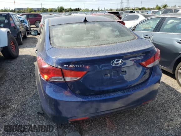 2013 Hyundai Elantra GLS с VIN KMHDH4AEXDU873406, выставлен на аукционе Copart как лот 68849825 с пробегом 161 061 миль миль и Списание • Salvage title. История ставок и продаж доступна на DreamBid. Изображение 6.