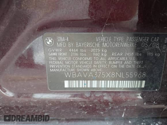 2008 BMW 3 Series 328i с VIN WBAVA375X8NL55968, выставлен на аукционе IAAI как лот 43543744 с пробегом 187 526 миль миль и . История ставок и продаж доступна на DreamBid. Изображение 9.