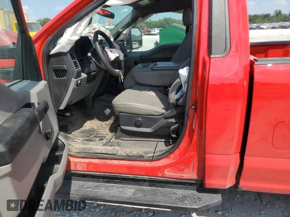 2020 Ford F-250 XL с VIN 1FTBF2B63LED36656, выставлен на аукционе Copart как лот 80406525 с пробегом 30 611 миль миль и Списание • Salvage title. История ставок и продаж доступна на DreamBid. Изображение 7.