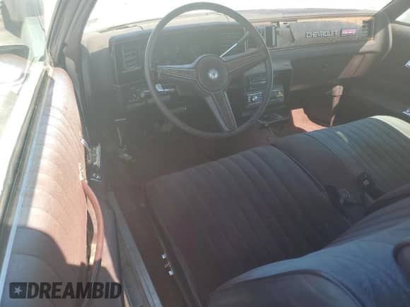 1987 Chevrolet Monte Carlo с VIN 1G1GZ11G1HR119696, выставлен на аукционе Copart как лот 58083555 с пробегом 67 106 миль миль и Чистый • Clean title. История ставок и продаж доступна на DreamBid. Изображение 8.