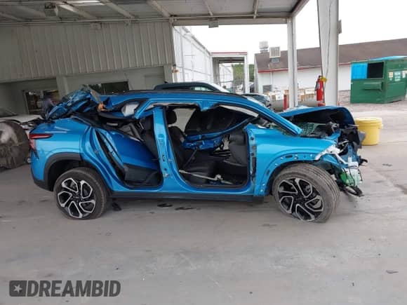 2025 Chevrolet Trax 2RS с VIN KL77LJEPXSC299478, выставлен на аукционе IAAI как лот 43323232 с пробегом Не указан миль и . История ставок и продаж доступна на DreamBid. Изображение 13.