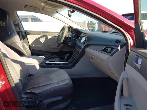 2016 Hyundai Sonata SE с VIN 5NPE24AFXGH276550, выставлен на аукционе IAAI как лот 43431491 с пробегом 123 443 миль миль и . История ставок и продаж доступна на DreamBid. Изображение 5.