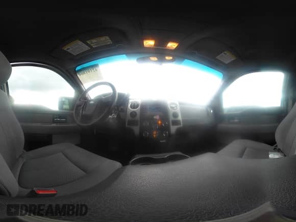 2013 Ford F-150 XL z VIN 1FTEX1EM0DFE01022, wystawiony jako IAAI lot #42101860 z przebiegiem 153 993 mil mil oraz . Historia ofert i sprzedaży dostępna na DreamBid. Obrazek 18.