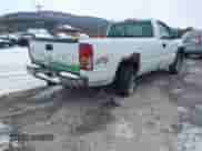 2000 Chevrolet Silverado 1500 z VIN 1GCEK14V8YE421717, wystawiony jako IAAI lot #41280823 z przebiegiem 185 551 mil mil oraz . Historia ofert i sprzedaży dostępna na DreamBid. Obrazek 6.