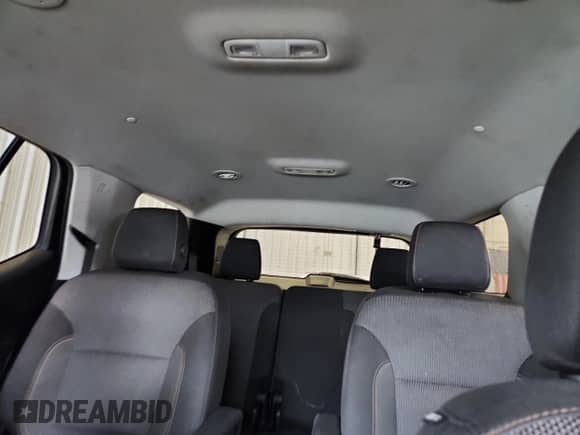 2018 Chevrolet Traverse LT Cloth z VIN 1GNERGKWXJJ190673, wystawiony jako Copart lot #86220295 z przebiegiem 217 949 mil mil oraz Nie do naprawy • Non repairable. Historia ofert i sprzedaży dostępna na DreamBid. Obrazek 10.