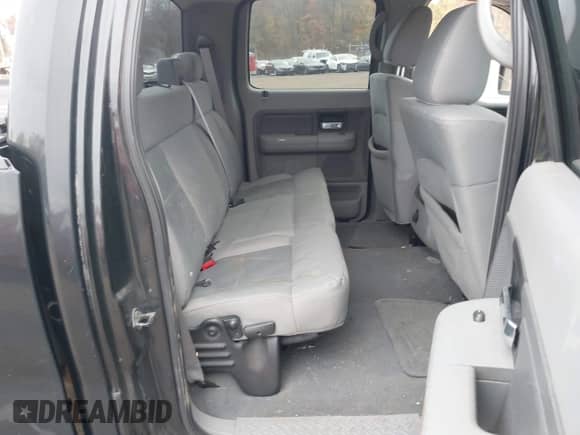 2007 Ford F-150 XLT с VIN 1FTPW14527FB30572, выставлен на аукционе IAAI как лот 43555851 с пробегом 60 451 миль миль и . История ставок и продаж доступна на DreamBid. Изображение 8.