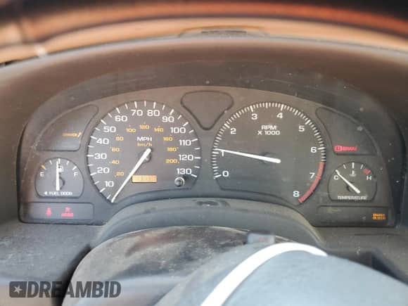 2001 Saturn SC with VIN 1G8ZR12721Z295252, listed as a Copart auction lot 82608074 with 137,076 mi miles and Salvage title. Bid and sale history available at DreamBid. Image 9.