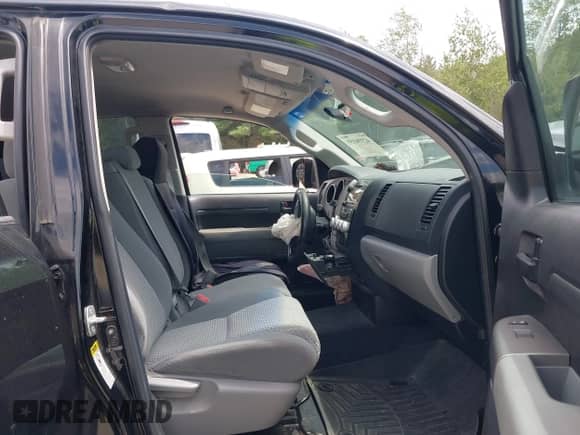 2012 Toyota Tundra с VIN 5TFUM5F1XCX038480, выставлен на аукционе IAAI как лот 42734155 с пробегом 206 100 миль миль и . История ставок и продаж доступна на DreamBid. Изображение 5.