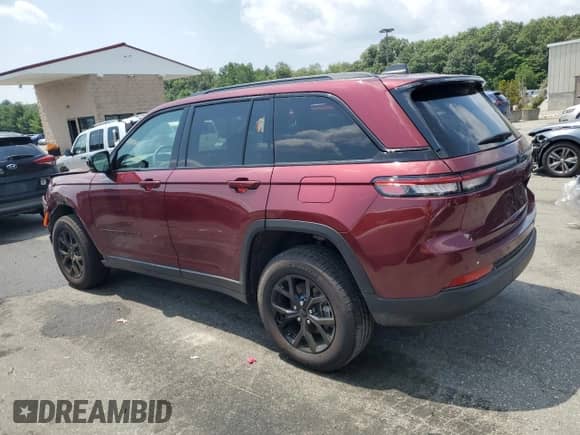 2025 Jeep Grand Cherokee Altitude z VIN 1C4RJHAG1SC292094, wystawiony jako Copart lot #65254305 z przebiegiem 2 899 mil mil oraz Nie do naprawy • Non repairable. Historia ofert i sprzedaży dostępna na DreamBid. Obrazek 2.