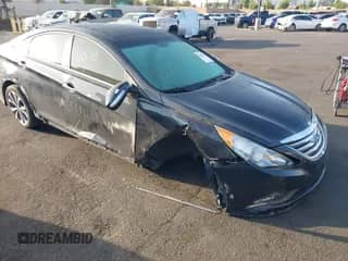 2014 Hyundai Sonata Limited z VIN 5NPEC4AB6EH936123, wystawiony jako IAAI lot #42561838 z przebiegiem 85 366 mil mil oraz . Historia ofert i sprzedaży dostępna na DreamBid. Obrazek 1.