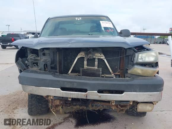 2003 Chevrolet Silverado 2500HD LS z VIN 1GCHK23U73F169313, wystawiony jako IAAI lot #42730794 z przebiegiem 182 152 mil mil oraz . Historia ofert i sprzedaży dostępna na DreamBid. Obrazek 13.