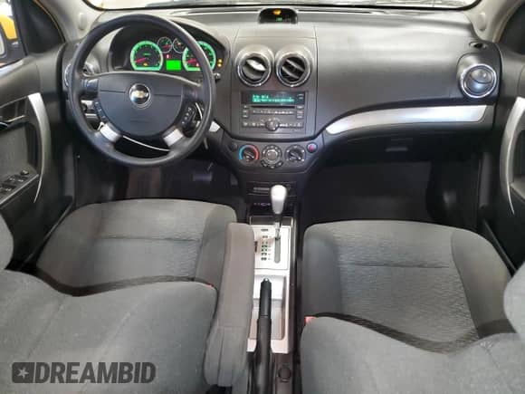 2009 Chevrolet Aveo 2LT z VIN KL1TG56E19B303435, wystawiony jako Copart lot #76825944 z przebiegiem 163 297 mil mil oraz Szkoda całkowita • Salvage title. Historia ofert i sprzedaży dostępna na DreamBid. Obrazek 8.