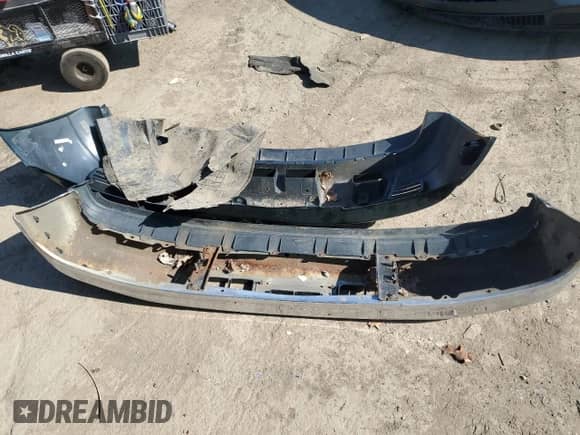 2002 Chevrolet TrailBlazer LS with VIN 1GNDT13S722508458, listed as a Copart auction lot 51221705 with 155,818 mi miles and Salvage title. Bid and sale history available at DreamBid. Image 13.