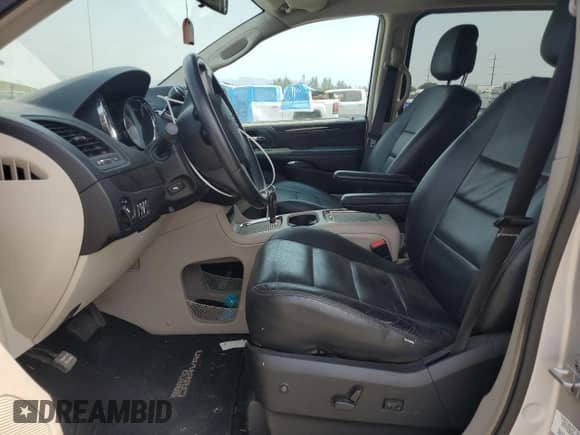 2012 Dodge Grand Caravan Crew z VIN 2C4RDGDG2CR387480, wystawiony jako Copart lot #70338385 z przebiegiem 78 881 mil mil oraz Szkoda całkowita • Salvage title. Historia ofert i sprzedaży dostępna na DreamBid. Obrazek 7.