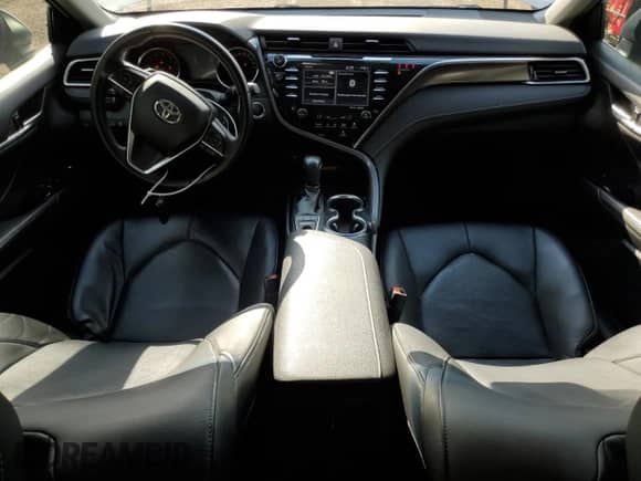 2018 Toyota Camry XSE с VIN 4T1B61HK2JU003314, выставлен на аукционе Copart как лот 71150045 с пробегом 99 571 миль миль и Списание • Salvage title. История ставок и продаж доступна на DreamBid. Изображение 8.