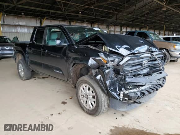 2024 Toyota Tacoma TRD Off Road with VIN 3TMLB5JN4RM068097, listed as a Copart auction lot 81422325 with 20,927 mi miles and Salvage title. Bid and sale history available at DreamBid. Image 4.