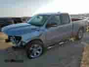 2022 Ram 1500 Lone Star z VIN 1C6RREBT5NN326086, wystawiony jako Copart lot #59038005 z przebiegiem 29 329 mil mil oraz Szkoda całkowita • Salvage title. Historia ofert i sprzedaży dostępna na DreamBid. Obrazek 1.