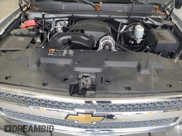2013 Chevrolet Silverado 1500 LT z VIN 1GCRKSE75DZ339132, wystawiony jako Copart lot #82696605 z przebiegiem 95 461 mil mil oraz Czysty tytuł • Clean title. Historia ofert i sprzedaży dostępna na DreamBid. Obrazek 11.