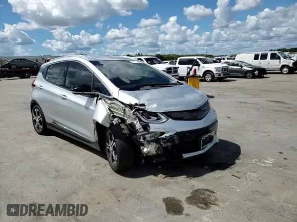 2017 Chevrolet Bolt EV Premier z VIN 1G1FX6S01H4161198, wystawiony jako Copart lot #69126883 z przebiegiem 88 117 mil mil oraz . Historia ofert i sprzedaży dostępna na DreamBid. Obrazek 11.