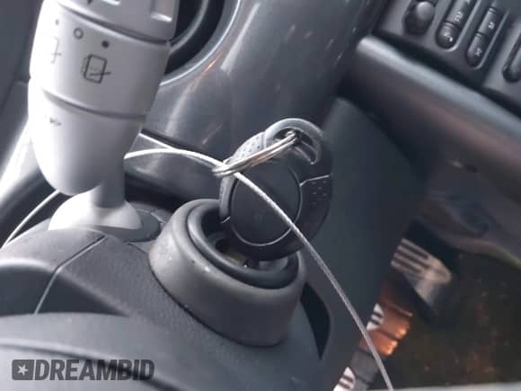 2006 MINI Hardtop S с VIN WMWRE33506TN26893, выставлен на аукционе IAAI как лот 43549996 с пробегом 122 673 миль миль и . История ставок и продаж доступна на DreamBid. Изображение 11.