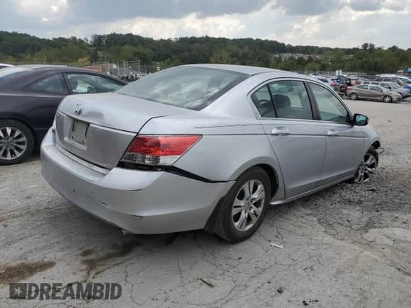 2010 Honda Accord LX-P с VIN 1HGCP2F45AA023642, выставлен на аукционе Copart как лот 71742015 с пробегом 212 049 миль миль и Списание • Salvage title. История ставок и продаж доступна на DreamBid. Изображение 3.