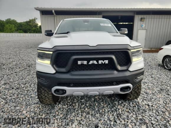 2019 Ram 1500 Rebel z VIN 1C6SRFLT2KN899920, wystawiony jako Copart lot #61851335 z przebiegiem 139 544 mil mil oraz Szkoda całkowita • Salvage title. Historia ofert i sprzedaży dostępna na DreamBid. Obrazek 5.