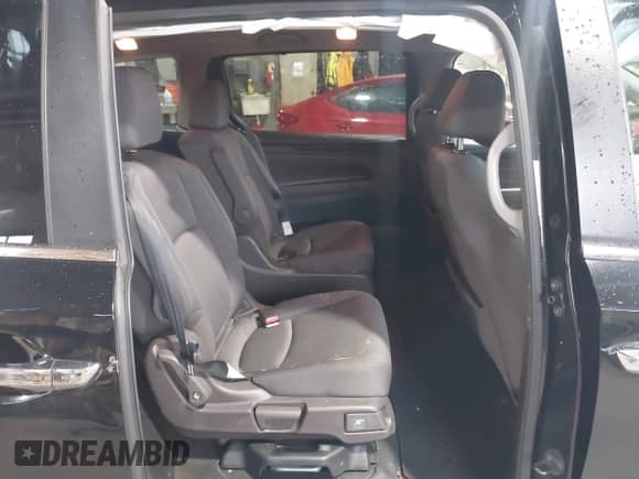 2020 Honda Odyssey EX с VIN 5FNRL6H58LB039992, выставлен на аукционе IAAI как лот 42891604 с пробегом 66 756 миль миль и . История ставок и продаж доступна на DreamBid. Изображение 8.
