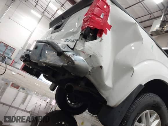 2016 Nissan Frontier SV z VIN 1N6AD0EVXGN765854, wystawiony jako IAAI lot #43465196 z przebiegiem 71 731 mil mil oraz . Historia ofert i sprzedaży dostępna na DreamBid. Obrazek 17.