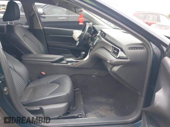 2020 Toyota Camry SE with VIN 4T1G11AK4LU955992, listed as a IAAI auction lot 43027088 with 77,002 mi miles and . Bid and sale history available at DreamBid. Image 5.