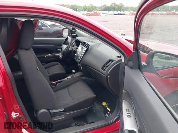 2020 Mitsubishi Outlander SE с VIN JA4AP4AU7LU006457, выставлен на аукционе IAAI как лот 39589374 с пробегом 42 878 миль миль и . История ставок и продаж доступна на DreamBid. Изображение 5.