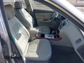 2008 Hyundai Azera Limited z VIN KMHFC46F18A303830, wystawiony jako IAAI lot #41488930 z przebiegiem 245 844 mil mil oraz . Historia ofert i sprzedaży dostępna na DreamBid. Obrazek 5.