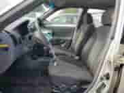 2005 Hyundai Accent GLS с VIN KMHCG45C05U618580, выставлен на аукционе Copart как лот 79239064 с пробегом 54 228 миль миль и Списание • Salvage title. История ставок и продаж доступна на DreamBid. Изображение 7.
