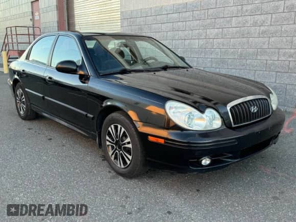 2004 Hyundai Sonata z VIN KMHWF25H94A000139, wystawiony jako Copart lot #42974655 z przebiegiem 129 267 mil mil oraz Czysty tytuł • Clean title. Historia ofert i sprzedaży dostępna na DreamBid. Obrazek 1.