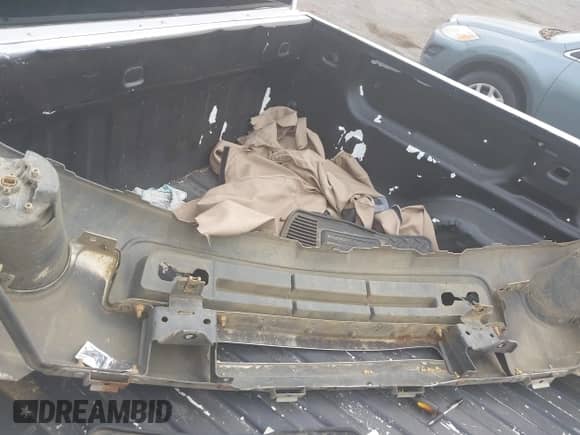 2012 GMC Sierra 1500 SLE z VIN 1GTR1VE05CZ227694, wystawiony jako IAAI lot #43201761 z przebiegiem 287 175 mil mil oraz . Historia ofert i sprzedaży dostępna na DreamBid. Obrazek 12.