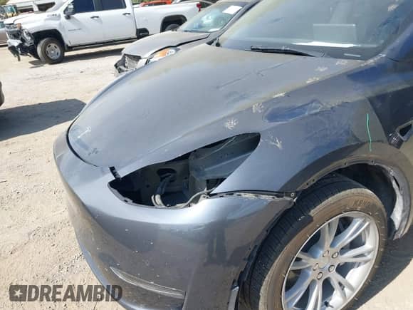 2022 Tesla Model Y Long Range с VIN 7SAYGAEE2NF484192, выставлен на аукционе IAAI как лот 43175031 с пробегом 84 967 миль миль и . История ставок и продаж доступна на DreamBid. Изображение 20.