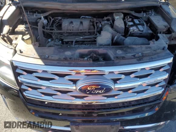 2018 Ford Explorer Limited z VIN 1FM5K7F87JGA70167, wystawiony jako Copart lot #68419525 z przebiegiem 106 969 mil mil oraz Szkoda całkowita • Salvage title. Historia ofert i sprzedaży dostępna na DreamBid. Obrazek 12.