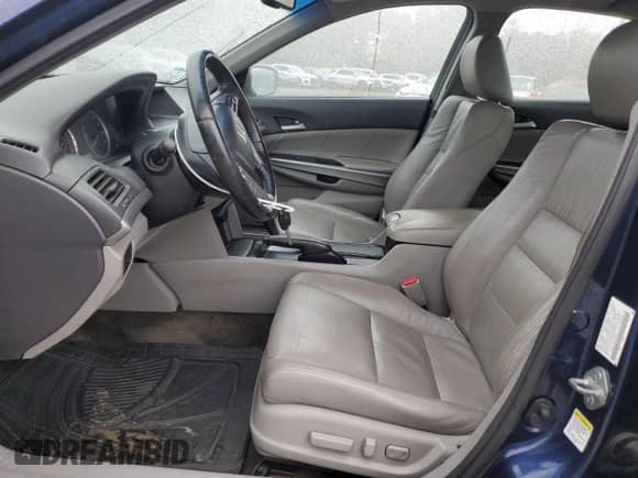 2010 Honda Accord EX-L с VIN 1HGCP2F89AA196020, выставлен на аукционе Copart как лот 82488365 с пробегом 235 876 миль миль и Чистый • Clean title. История ставок и продаж доступна на DreamBid. Изображение 7.