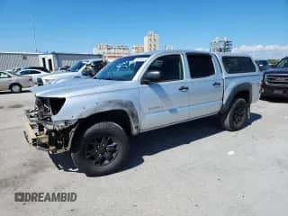 2008 Toyota Tacoma PreRunner z VIN 5TEJU62N18Z502077, wystawiony jako Copart lot #81858965 z przebiegiem 264 929 mil mil oraz Szkoda całkowita • Salvage title. Historia ofert i sprzedaży dostępna na DreamBid. Obrazek 1.