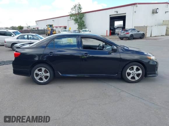 2011 Toyota Corolla S с VIN 5YFBU4EE4BP001928, выставлен на аукционе IAAI как лот 43444462 с пробегом 197 172 миль миль и . История ставок и продаж доступна на DreamBid. Изображение 13.