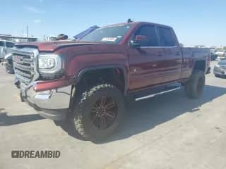 2016 GMC Sierra 1500 SLE z VIN 1GTR1MEC9GZ162715, wystawiony jako Copart lot #77197984 z przebiegiem 45 284 mil mil oraz Szkoda całkowita • Salvage title. Historia ofert i sprzedaży dostępna na DreamBid. Obrazek 1.