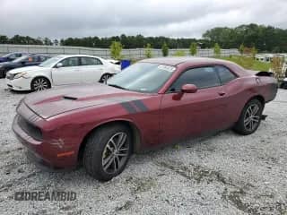 2019 Dodge Challenger SXT with VIN 2C3CDZGG7KH607220, listed as a Copart auction lot 67994575 with 129,969 mi miles and Salvage title. Bid and sale history available at DreamBid. Image 1.