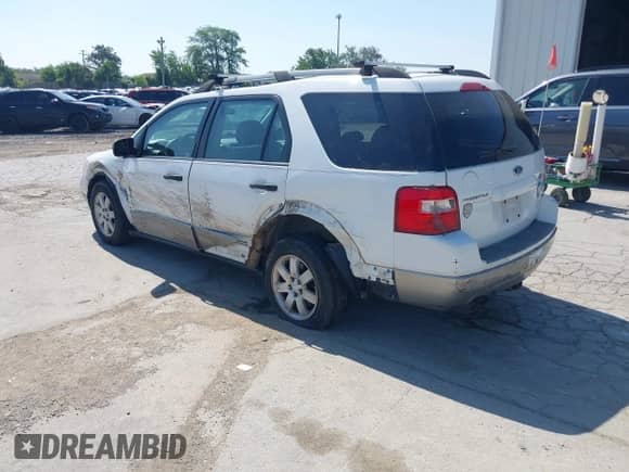 2006 Ford Freestyle SE с VIN 1FMZK01186GA55123, выставлен на аукционе IAAI как лот 42583107 с пробегом 142 586 миль миль и . История ставок и продаж доступна на DreamBid. Изображение 3.