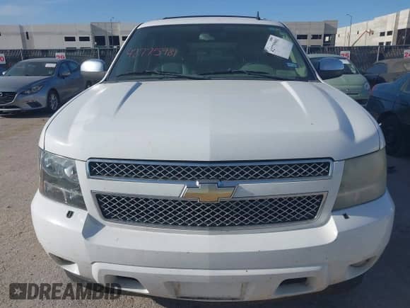 2011 Chevrolet Tahoe LTZ z VIN 1GNSCCE03BR397672, wystawiony jako IAAI lot #42775981 z przebiegiem 210 316 mil mil oraz . Historia ofert i sprzedaży dostępna na DreamBid. Obrazek 6.