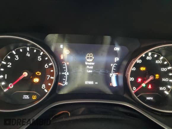 2018 Jeep Compass Latitude z VIN 3C4NJCBB4JT300597, wystawiony jako Copart lot #66978695 z przebiegiem 87 685 mil mil oraz Szkoda całkowita • Salvage title. Historia ofert i sprzedaży dostępna na DreamBid. Obrazek 9.