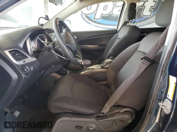 2015 Dodge Journey SXT with VIN 3C4PDDBG6FT611666, listed as a Copart auction lot 70761075 with 245,098 mi miles and Clean title. Bid and sale history available at DreamBid. Image 7.