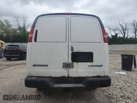 2006 Chevrolet Express Cargo с VIN 1GCGG25V661257290, выставлен на аукционе Copart как лот 69563625 с пробегом 179 629 миль миль и Чистый • Clean title. История ставок и продаж доступна на DreamBid. Изображение 6.
