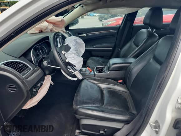 2022 Chrysler 300 Touring L with VIN 2C3CCADG6NH131183, listed as a Copart auction lot 65978905 with 74,698 mi miles and Salvage title. Bid and sale history available at DreamBid. Image 7.