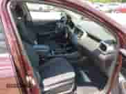 2018 Kia Sorento LX z VIN 5XYPGDA32JG429159, wystawiony jako IAAI lot #42494407 z przebiegiem 97 434 mil mil oraz . Historia ofert i sprzedaży dostępna na DreamBid. Obrazek 5.